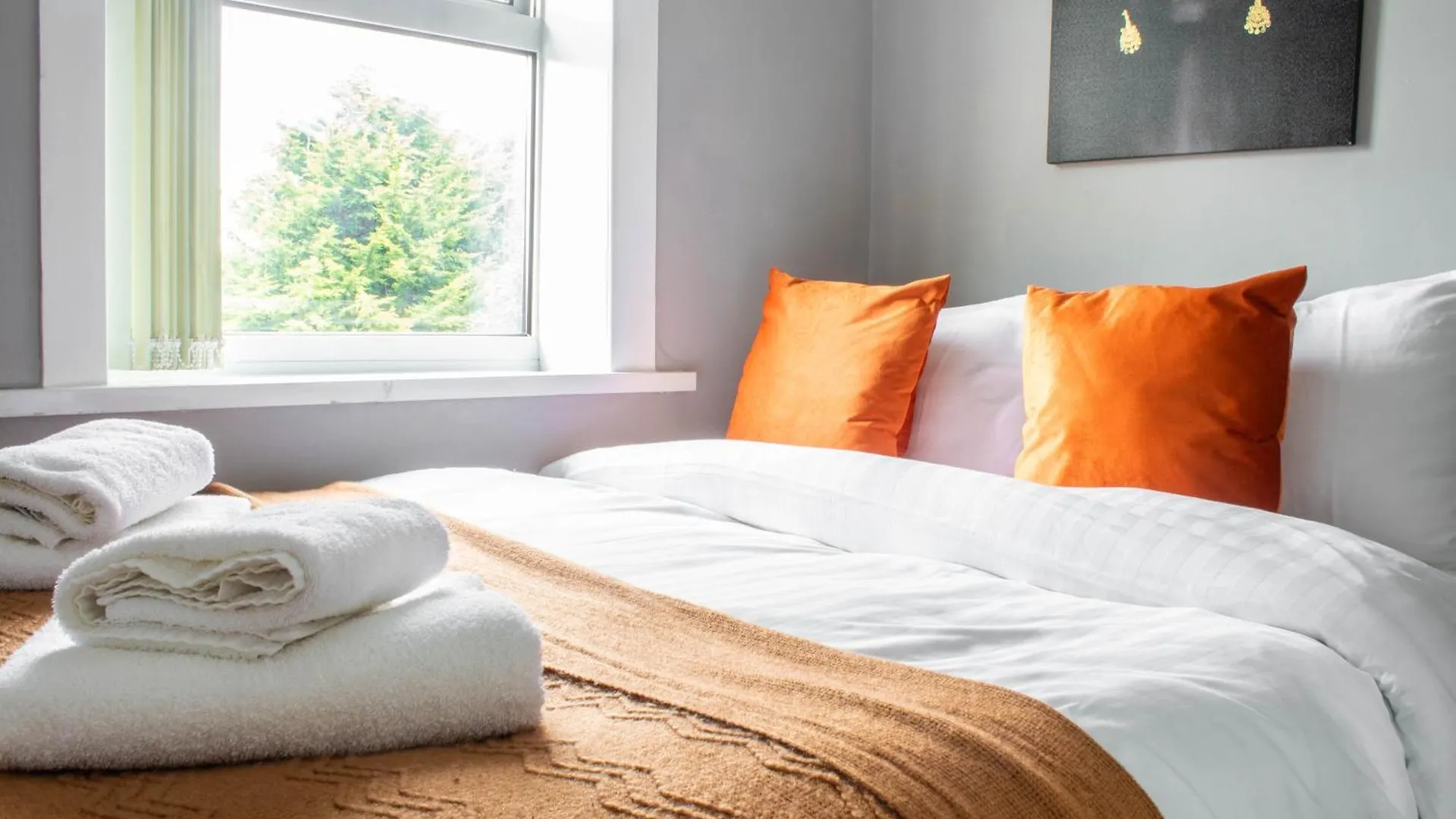 3 Bed House - Free Parking - 10 Minutes To City Centre - Perfect For Families, Contractors And Relocators York Wielka Brytania