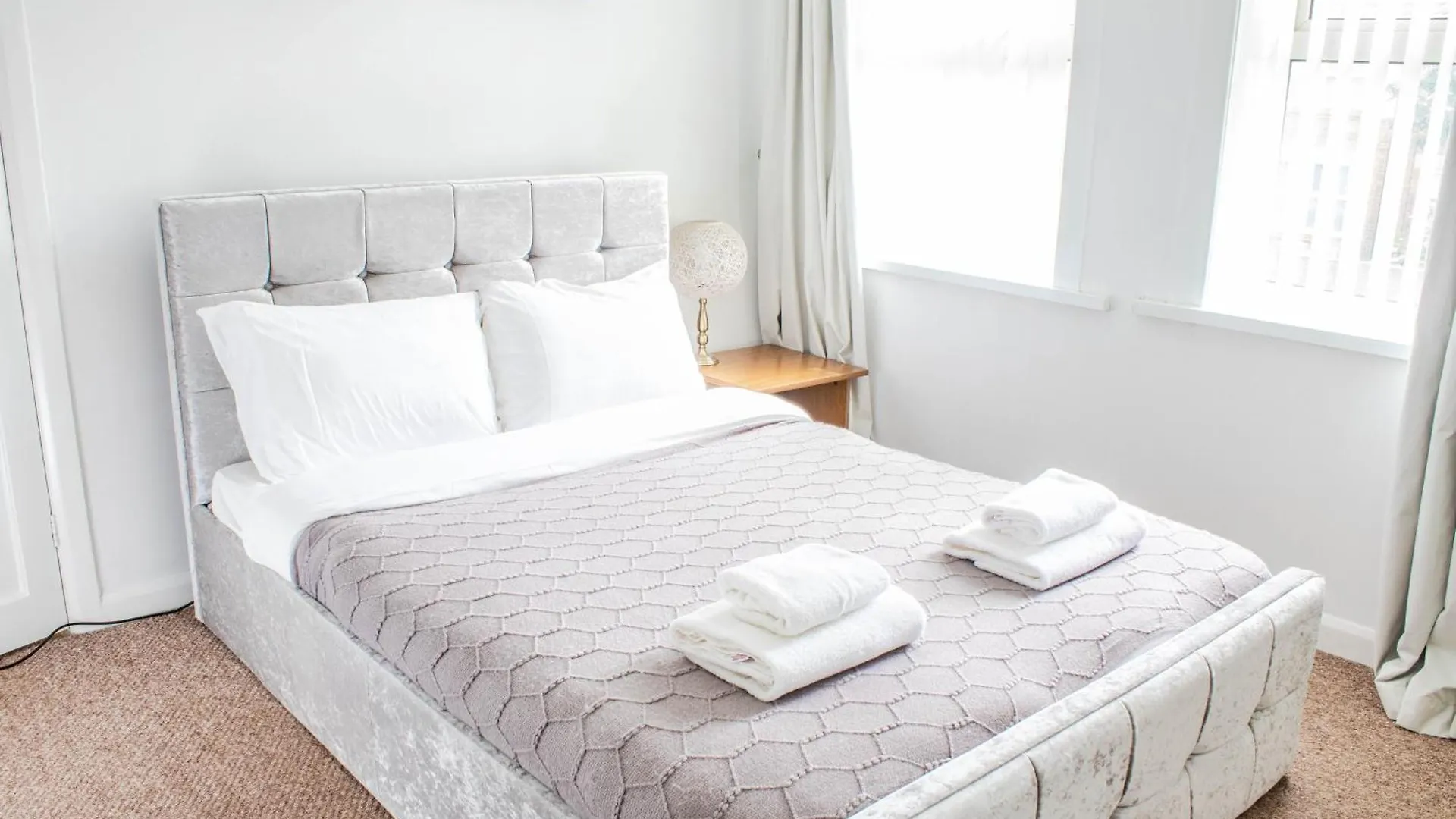 Dom wakacyjny 3 Bed House - Free Parking - 10 Minutes To City Centre - Perfect For Families, Contractors And Relocators York